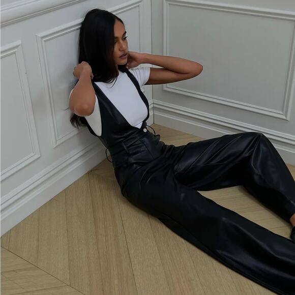 WeWoreWhat Deep V Flare Overall NWT Size 28 - Picture 1 of 4